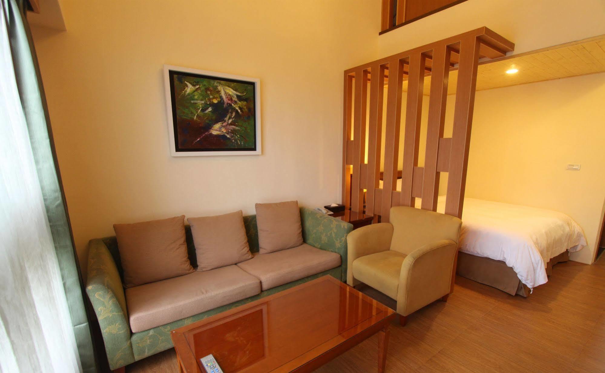 Hotel Lohas Chua-lien Exteriér fotografie